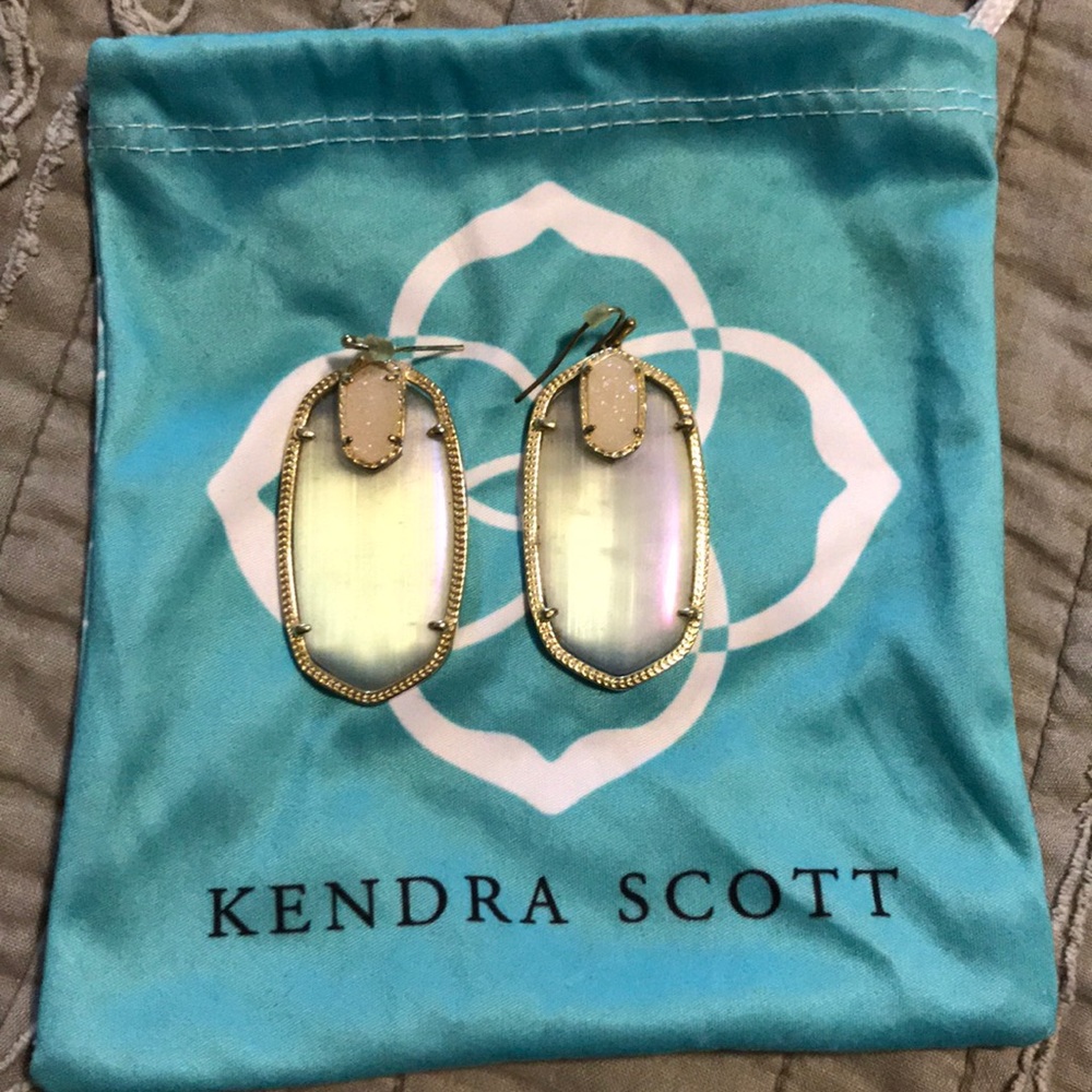 Kendra Scott Emmy drop earrings